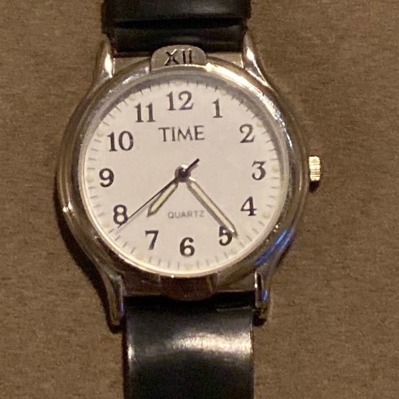 Time Quartz Watch - NEW - Picture 1 of 5